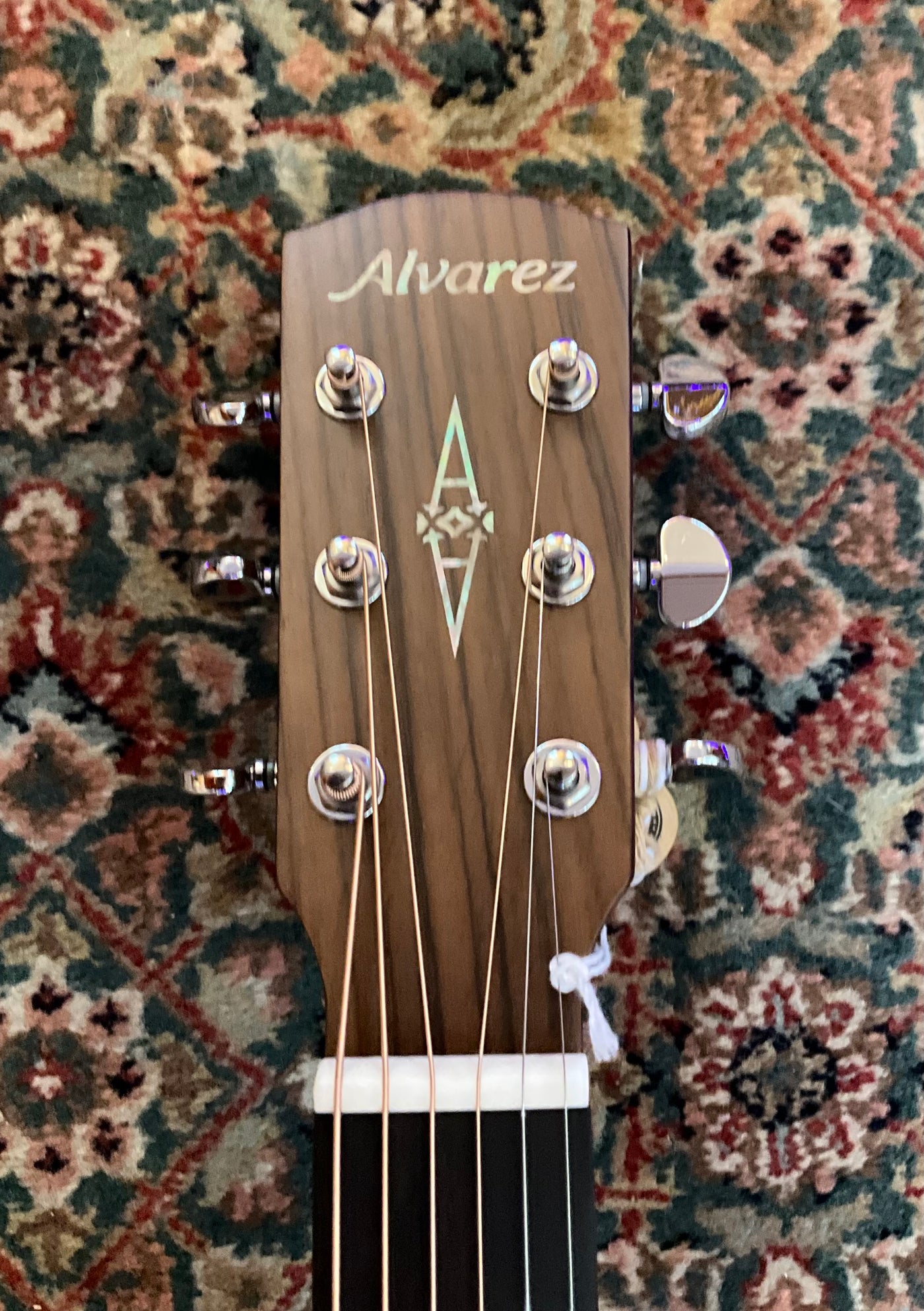 Alvarez AD60ce Artist