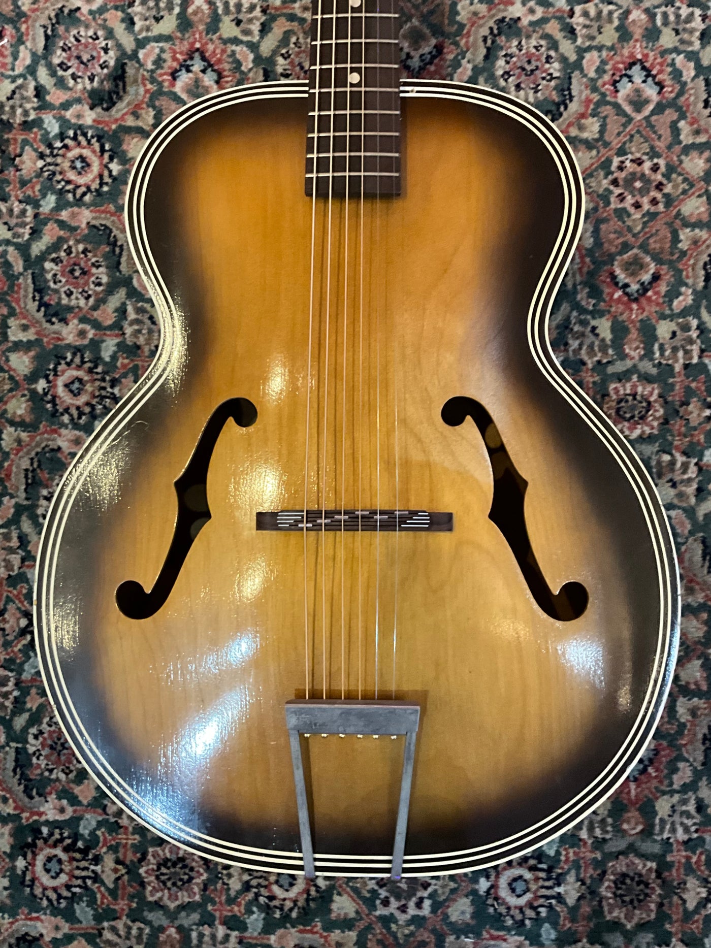 Harmony USA Vintage Archtop