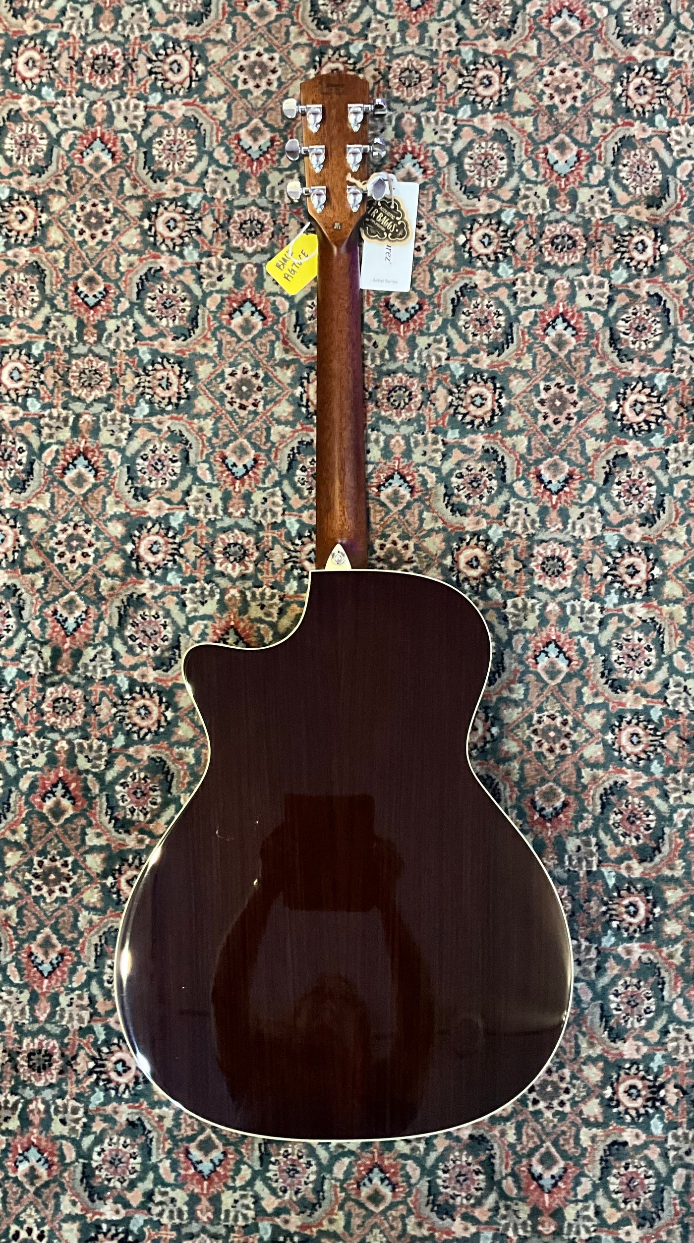 Alvarez AG70ce Artist Series Grand Auditorium