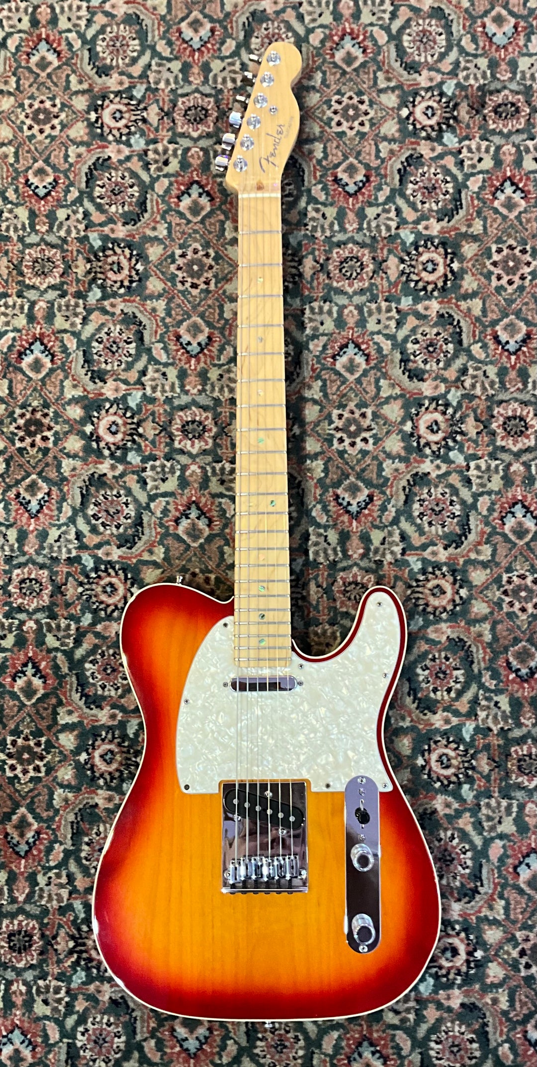 美品FenderTelecaster American professional Fender American Professional II Roasted Pine Telecaster