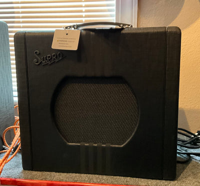 Supro Delta King 10