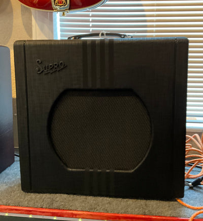 Supro Delta King 12